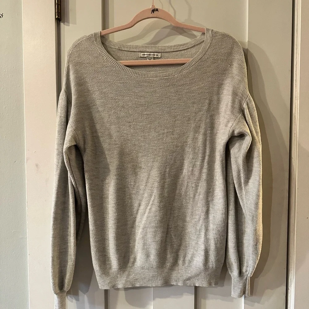 Soft waffle light gray sweater‎